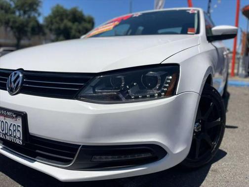 2014 Volkswagen Jetta Auto SE w/Connectivity