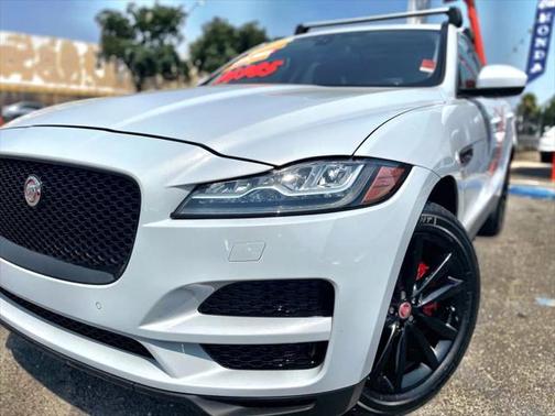 2017 Jaguar F-PACE 35t Prestige