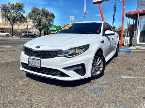 2020 Kia Optima LX