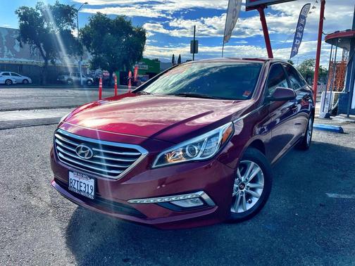 2016 Hyundai SONATA SE