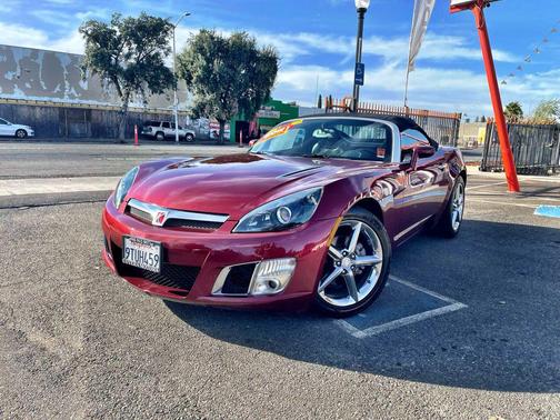 2009 Saturn Sky Red Line