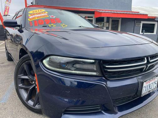2016 Dodge Charger SE