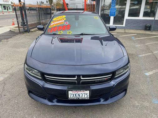2016 Dodge Charger SE