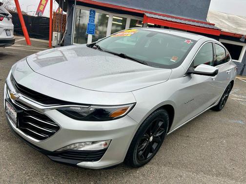 2021 Chevrolet Malibu FWD LT