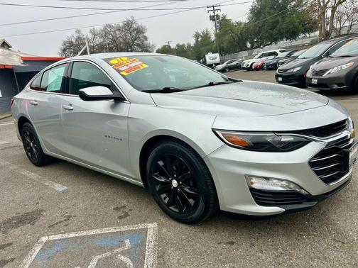 2021 Chevrolet Malibu FWD LT