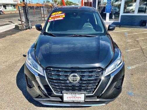 2021 Nissan Kicks S