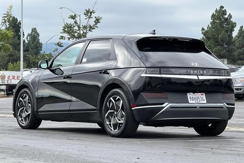 2022 Hyundai IONIQ 5 SEL