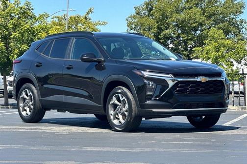 Black Metallic 2026 Chevrolet Trax LT