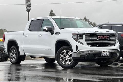 2024 GMC Sierra 1500 SLT