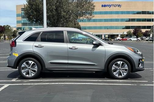 2022 Kia Niro EV EX