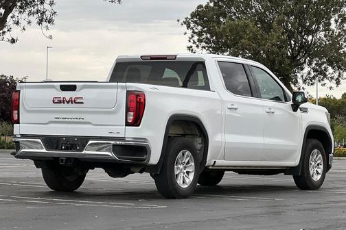 2024 GMC Sierra 1500 SLE