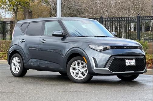 2023 Kia Soul LX