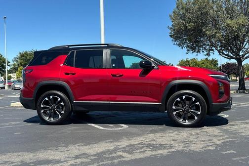 Radiant Red Tintcoat 2026 Chevrolet Equinox FWD RS