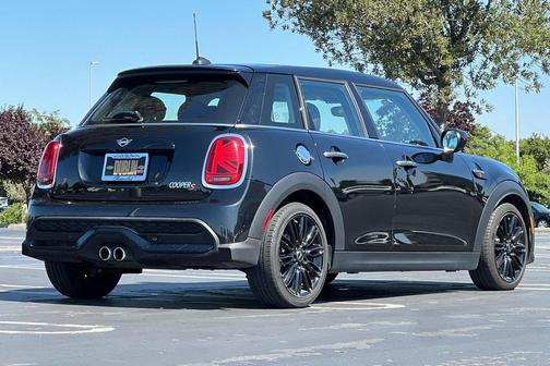 2024 MINI Hardtop Cooper S