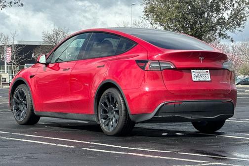 2023 Tesla Model Y Long Range Dual Motor All-Wheel Drive