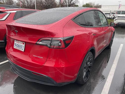 2023 Tesla Model Y Long Range Dual Motor All-Wheel Drive