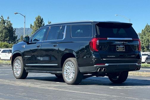 Onyx Black 2025 GMC Yukon XL Denali