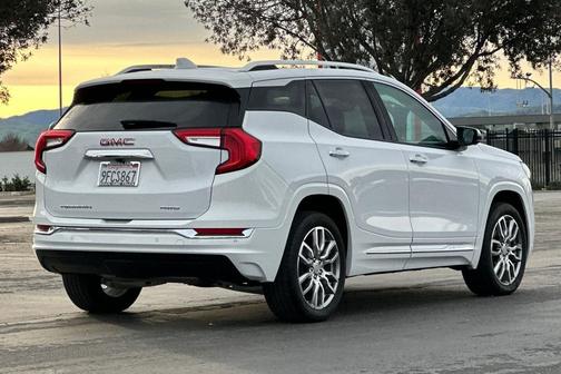 2023 GMC Terrain Denali