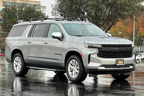 2023 Chevrolet Suburban Premier