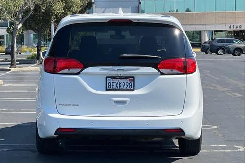 2018 Chrysler Pacifica Touring Plus