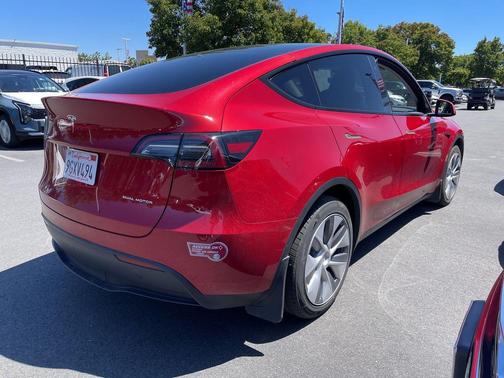 Red Multi-Coat 2023 Tesla Model Y Long Range Dual Motor All-Wheel Drive