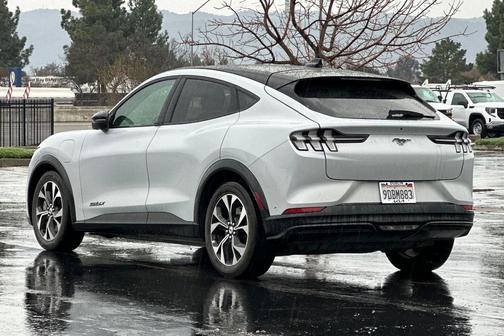 2022 Ford Mustang Mach-E Premium