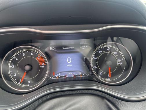 Light Brownstone Pearlcoat 2019 Jeep Cherokee Limited