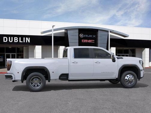 Glacier White Tricoat 2026 GMC Sierra 3500 Denali