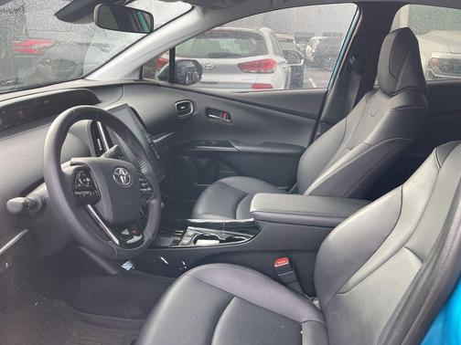 2022 Toyota Prius Prime XLE
