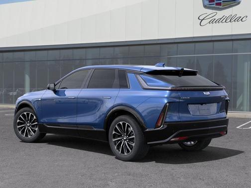 2025 Cadillac LYRIQ Sport