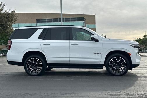 Summit White 2021 Chevrolet Tahoe 4WD RST