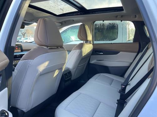 2025 Nissan Murano Platinum