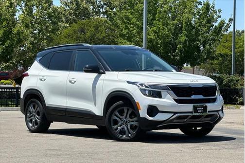 2022 Kia Seltos S