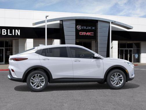 Summit White 2026 Buick Envista Preferred FWD