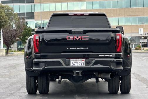 Onyx Black 2024 GMC Sierra 3500 Denali
