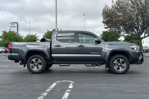 Magnetic Gray Metallic 2019 Toyota Tacoma TRD Sport
