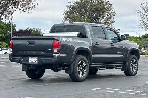Magnetic Gray Metallic 2019 Toyota Tacoma TRD Sport