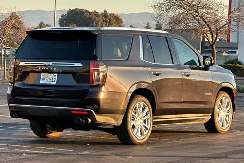 2023 Chevrolet Tahoe 4WD High Country