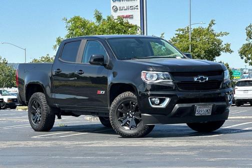 Black 2018 Chevrolet Colorado Z71