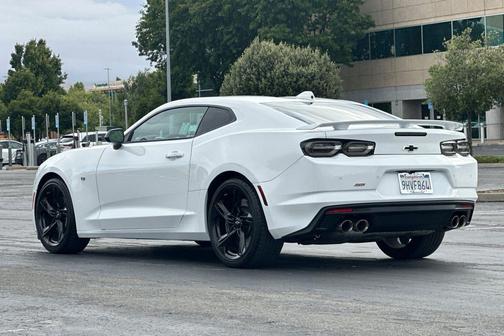 Summit White 2023 Chevrolet Camaro 2SS