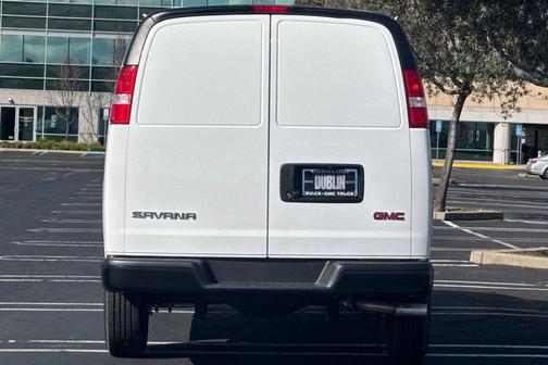 2025 GMC Savana 2500 Work Van