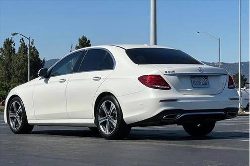 2018 Mercedes-Benz E-Class E 300