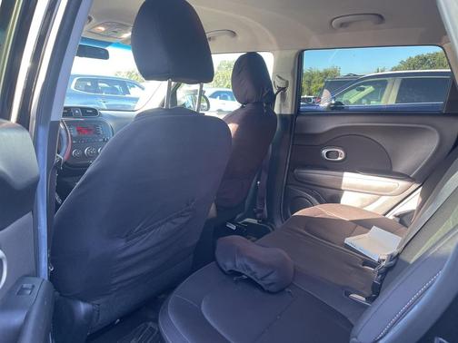 2015 Kia Soul Base