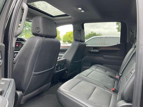 Onyx Black 2025 GMC Sierra 1500 Denali
