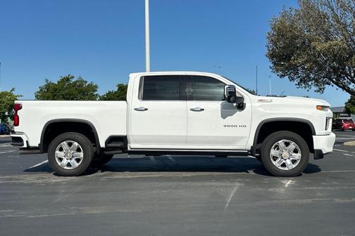Summit White 2022 Chevrolet Silverado 3500 LTZ
