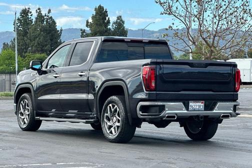 Titanium Rush Metallic 2022 GMC Sierra 1500 SLT