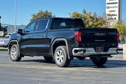 Onyx Black 2025 GMC Sierra 1500 SLT