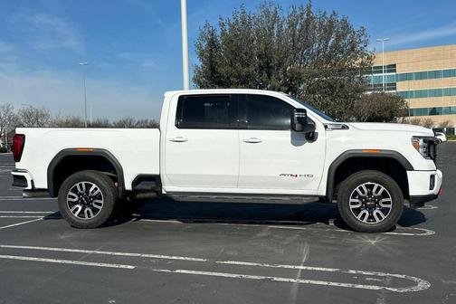 2022 GMC Sierra 2500 AT4