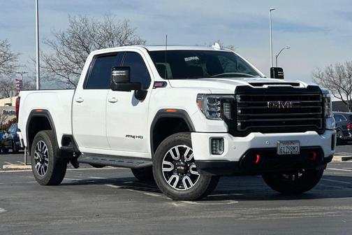 2022 GMC Sierra 2500 AT4
