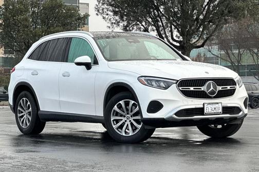 2025 Mercedes-Benz GLC 300 4MATIC